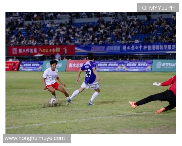 足球明星穿搭风格大揭秘 从球场到街头的时尚演绎